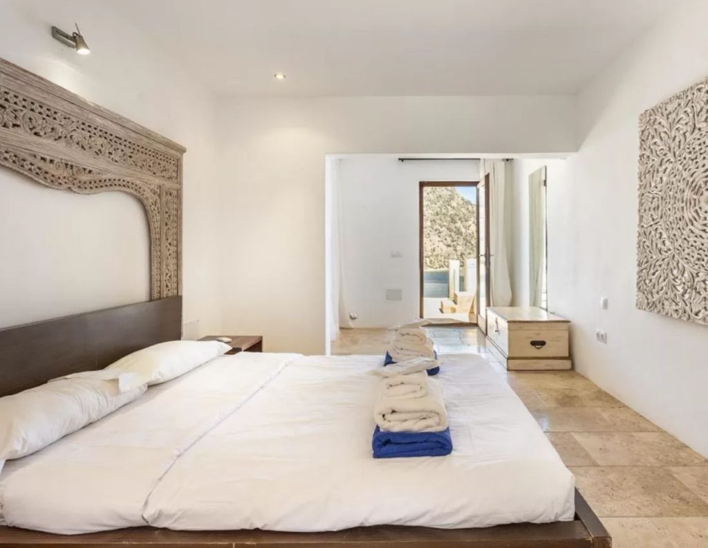 Villa Lunablanca – Panoramic sea view of Ibiza